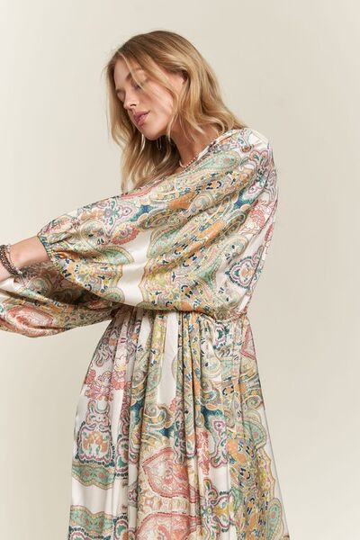 Timeless Vintage Style Dress