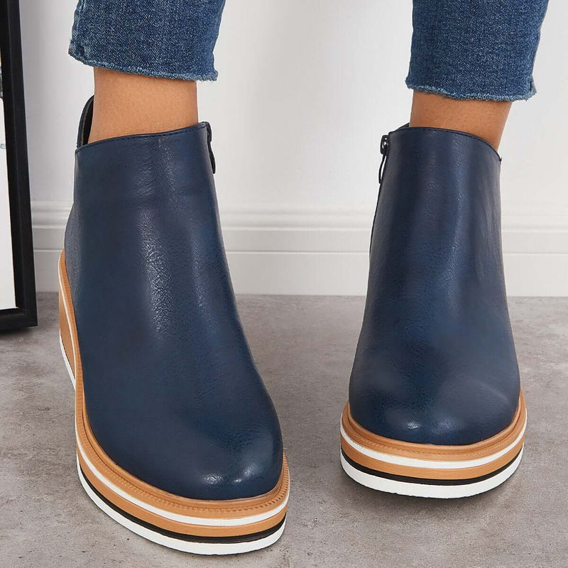 Graceful Orthopedic Sandals for Modern Look