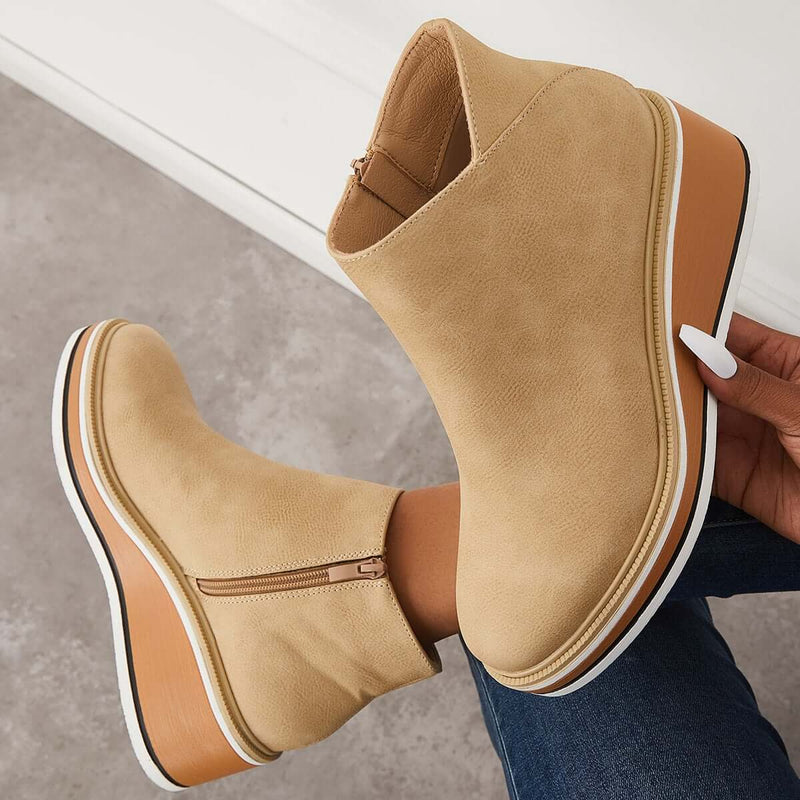 Graceful Orthopedic Sandals for Modern Look