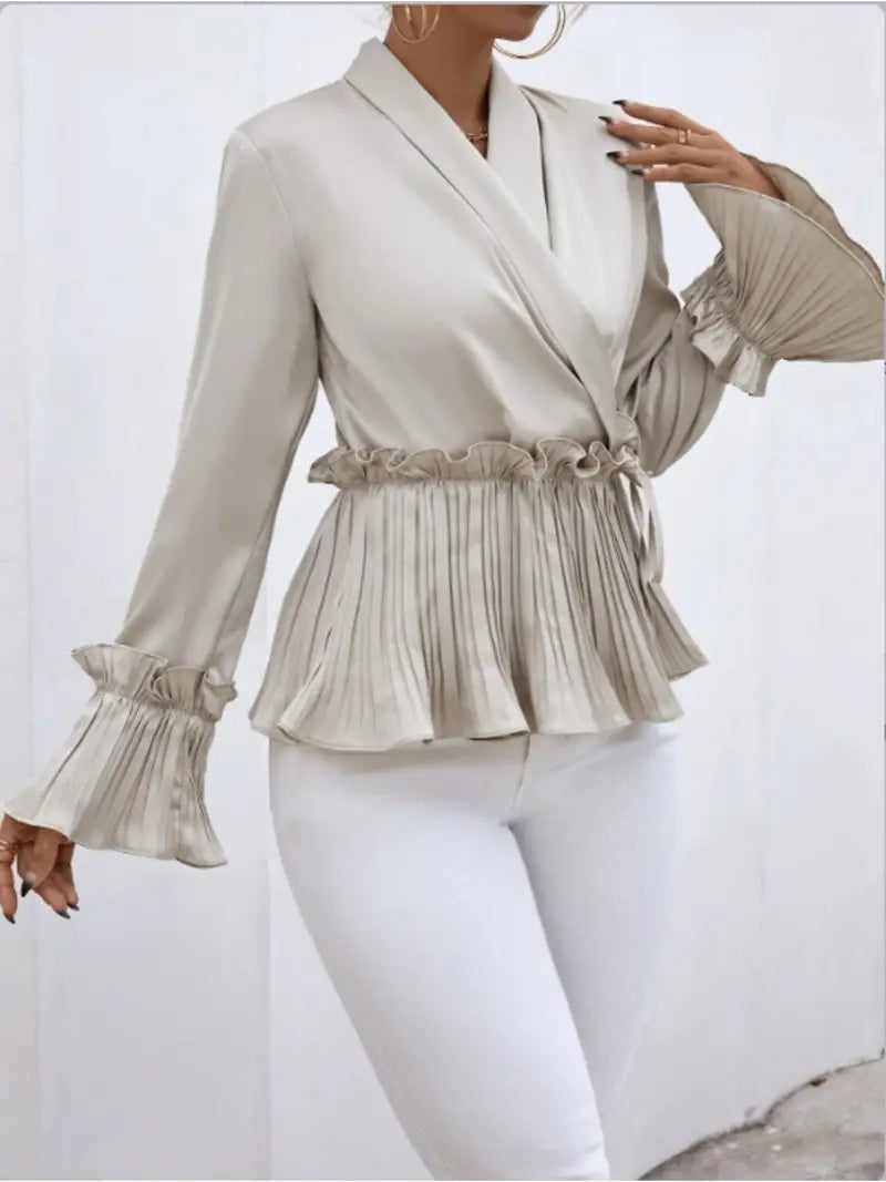 Timeless Vintage Style Blouse