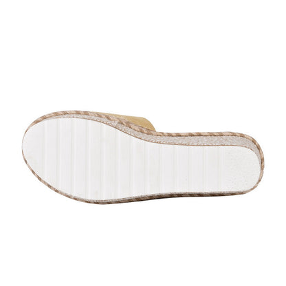 Chic Orthopedic Sandals with Unique Design