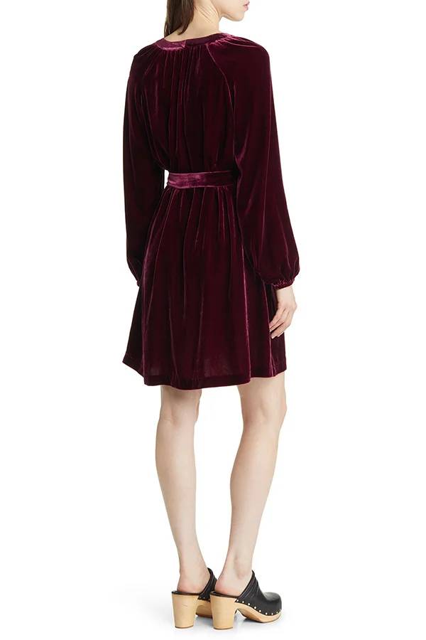 Timeless Vintage Style Dress