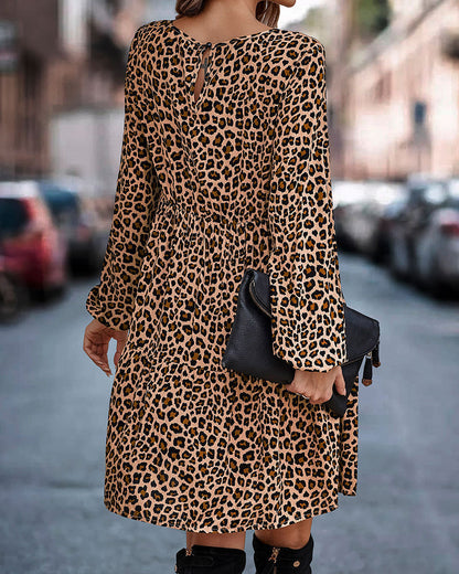 Timeless Vintage Style Dress
