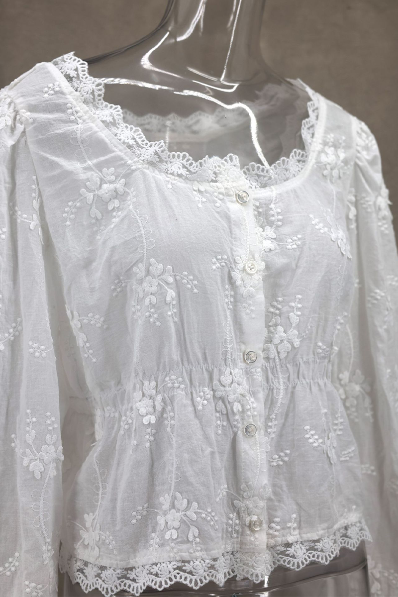 Timeless Vintage Style Blouse
