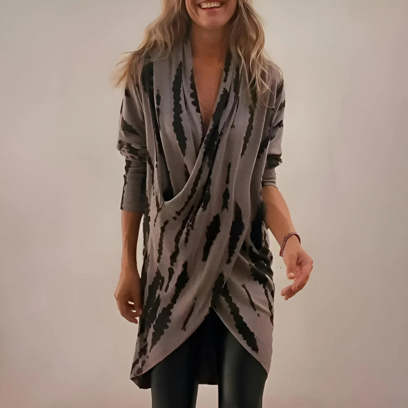 Timeless Vintage Style Blouse