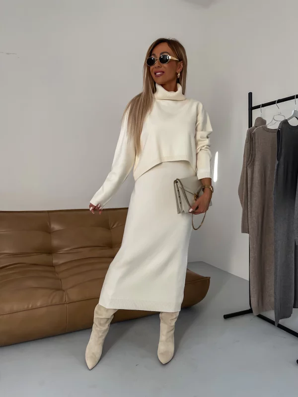 Timeless Vintage Style Sweater