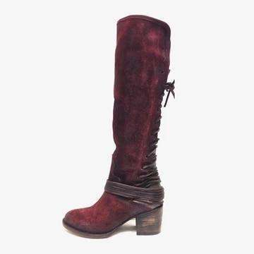 Chic Orthopedic Boots with Unique Design
