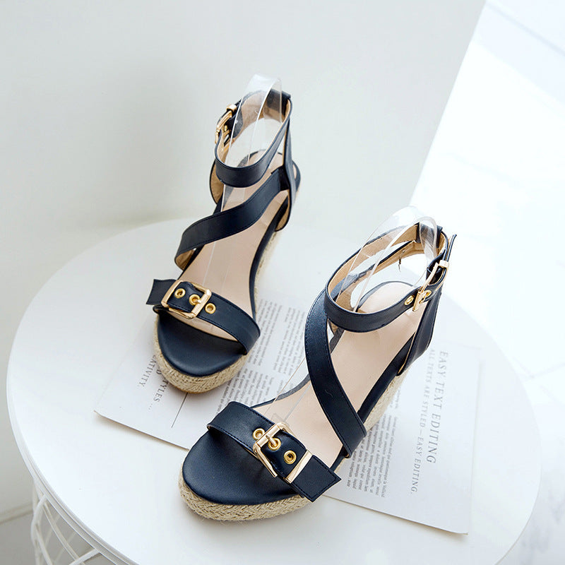 Chic Orthopedic Sandals with Unique Design