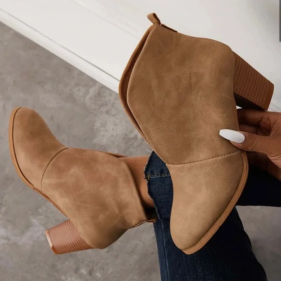 Comfortable Orthopedic Boots for Daily Wear