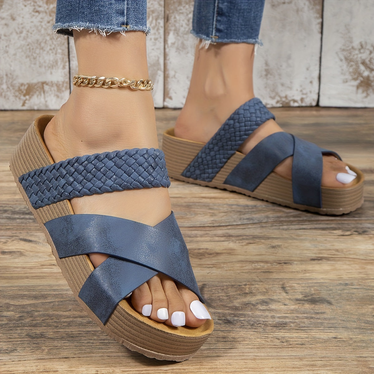 Chic Orthopedic Sandals with Unique Design