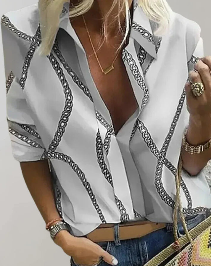Classic Chain with Timeless Appeal