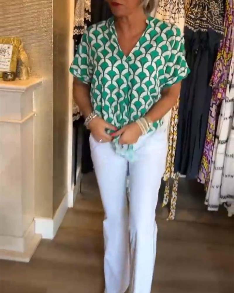 Timeless Vintage Style Blouse
