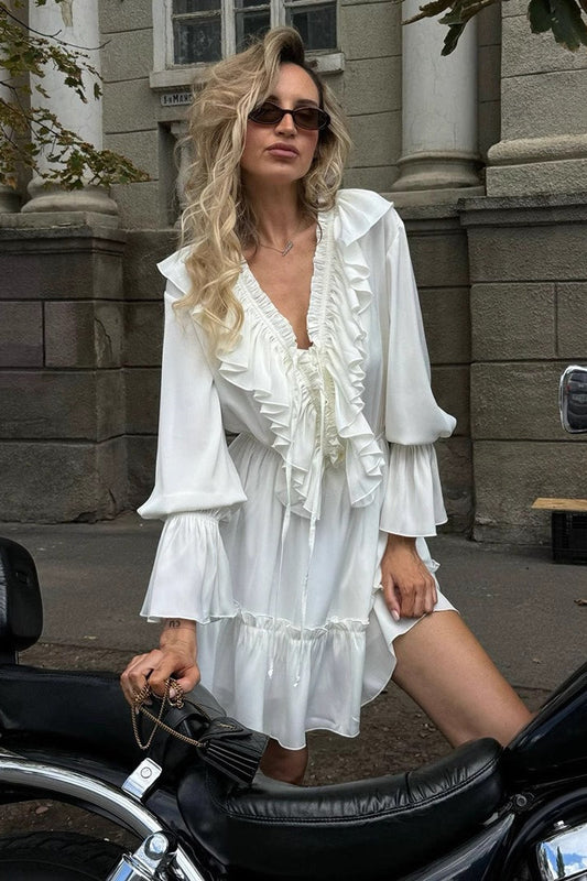 Polished Dress with an Effortless Classic Look