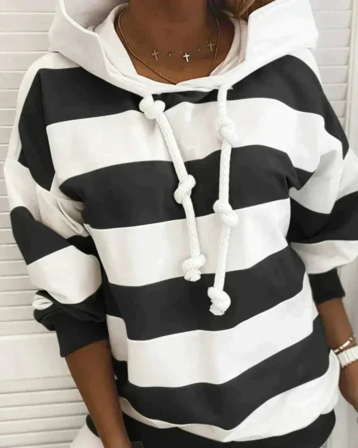 Elegantly Designed Pullover