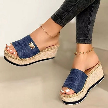 Chic Orthopedic Sandals with Unique Design