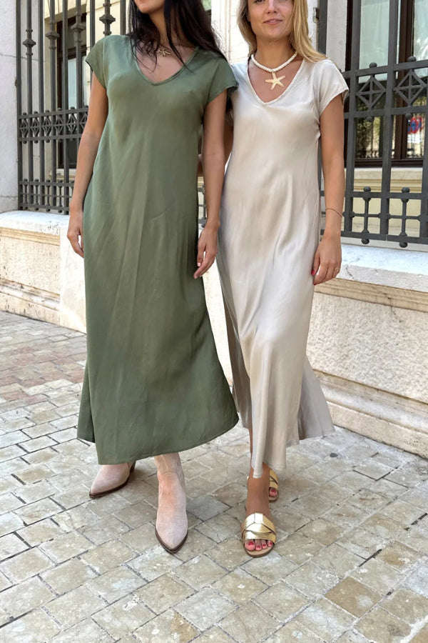 Timeless Vintage Style Dress