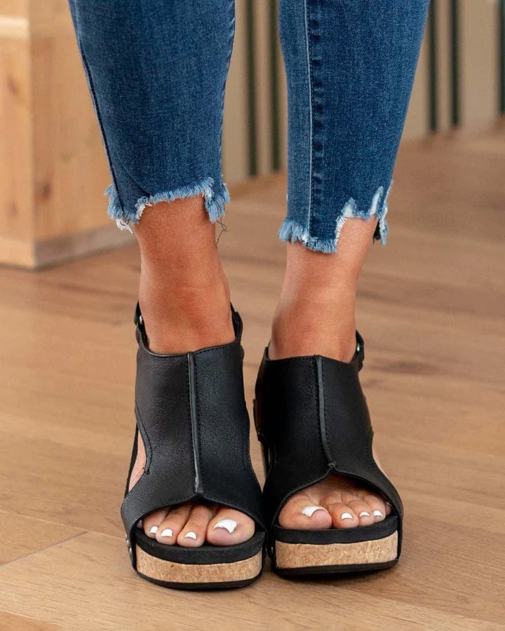 Graceful Orthopedic Shoes for Modern Look