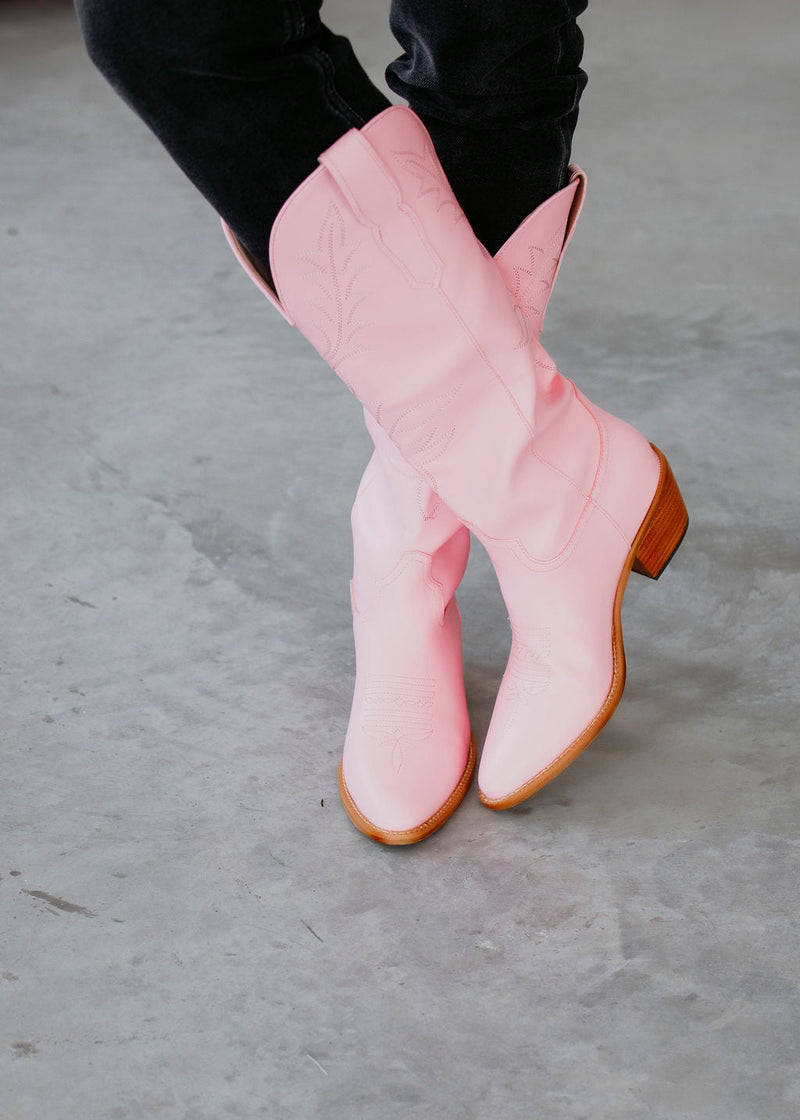 Comfortable Orthopedic Boots for Daily Wear