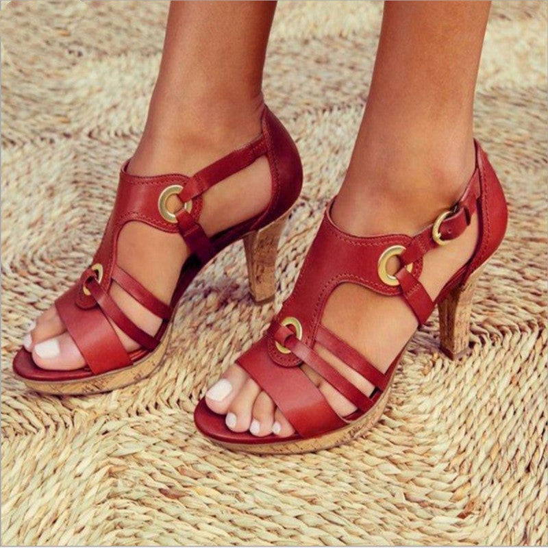 Chic Orthopedic Sandals with Unique Design