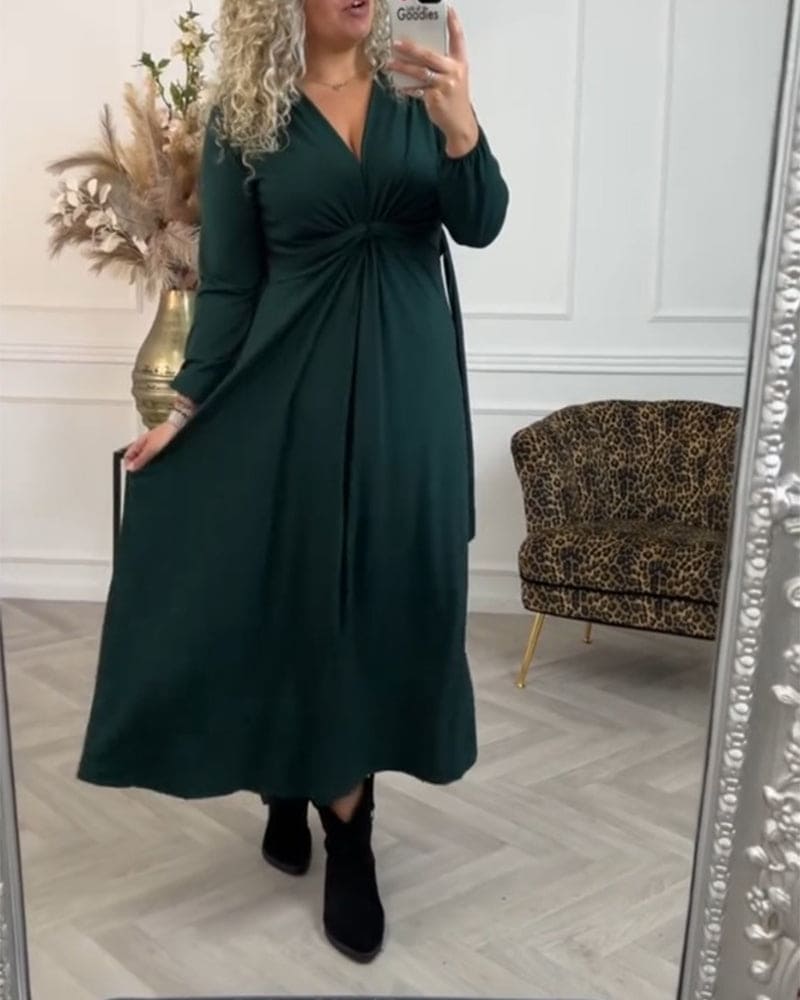 Timeless Vintage Style Dress