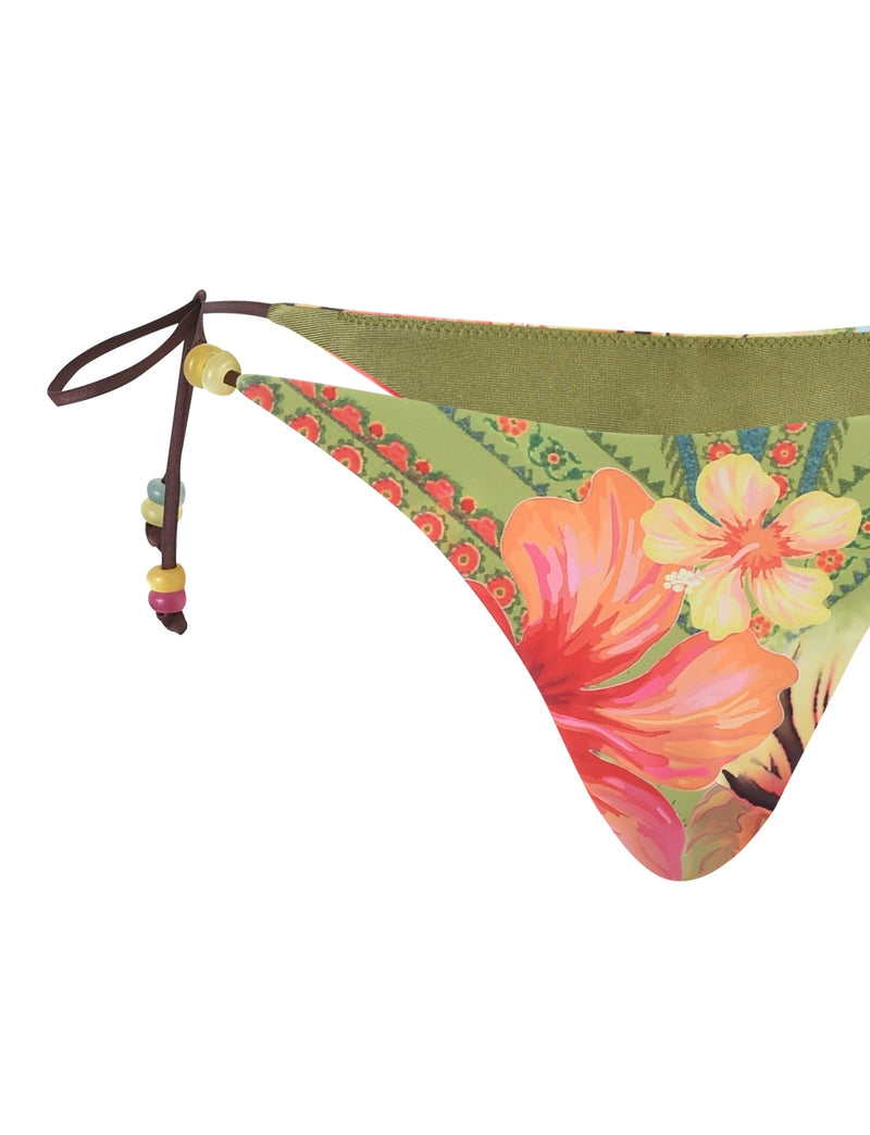 Classic Vintage Bikini with a Flattering Fit
