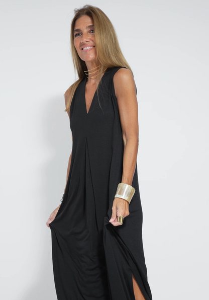 Schwarzes Kleid + Strickjacke in Türkis