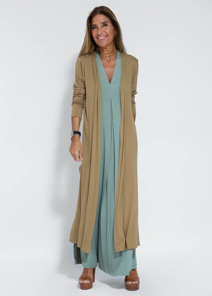 Türkisfarbenes Kleid + Strickjacke in Kaffee