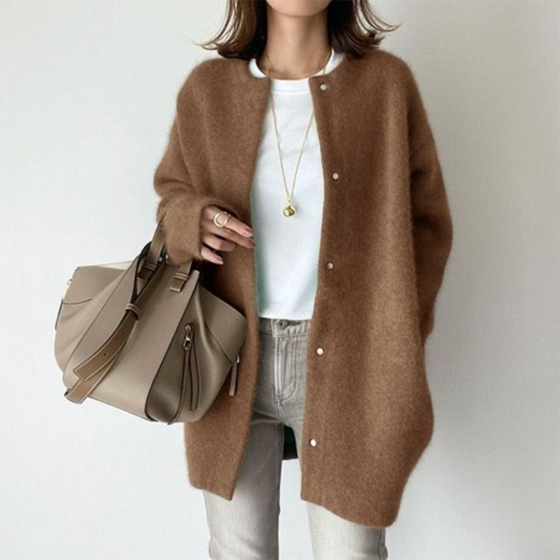 Gracefully Designed Cardigan