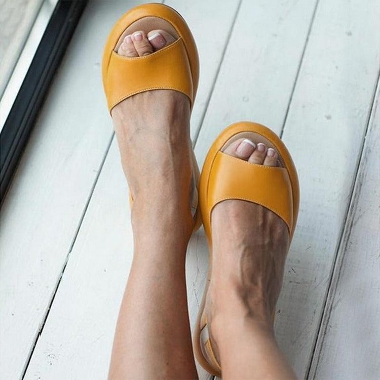 Chic Orthopedic Sandals with Unique Design