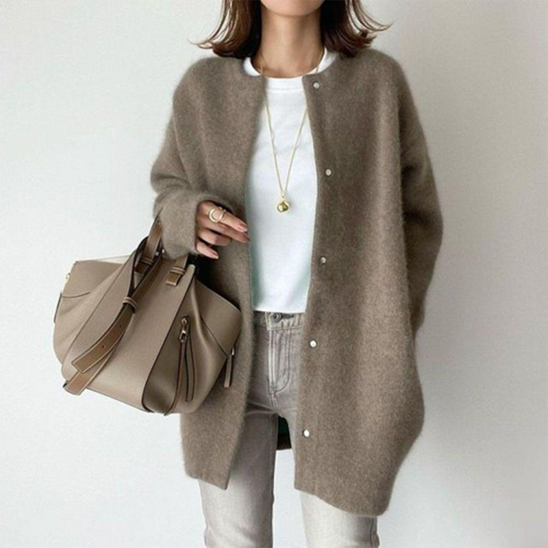 Gracefully Designed Cardigan