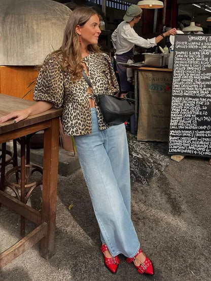 Timeless Vintage Style Blouse