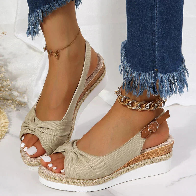 Graceful Orthopedic Shoes for Modern Look
