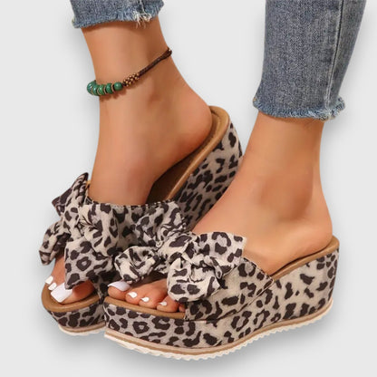 Beige Leopard