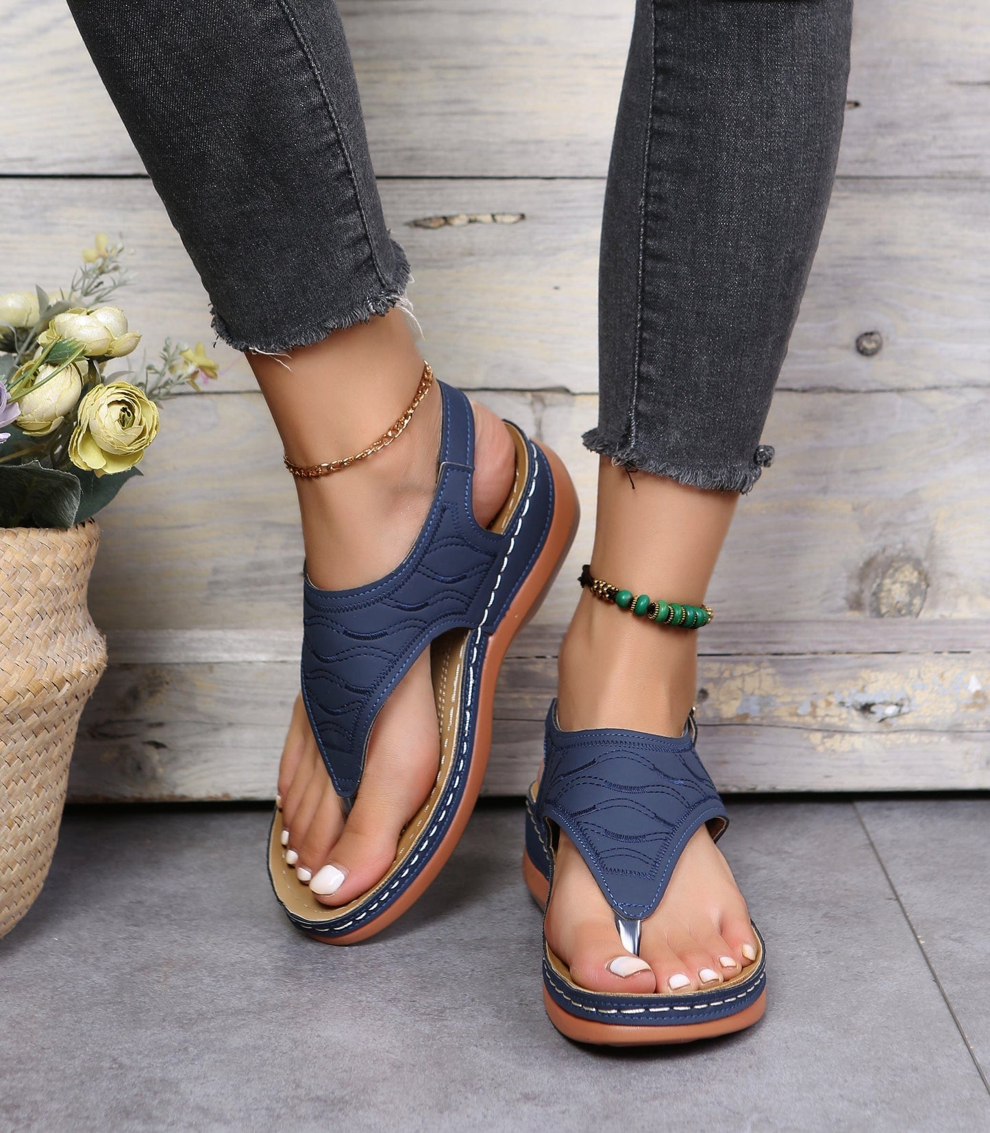 Graceful Orthopedic Sandals for Modern Look
