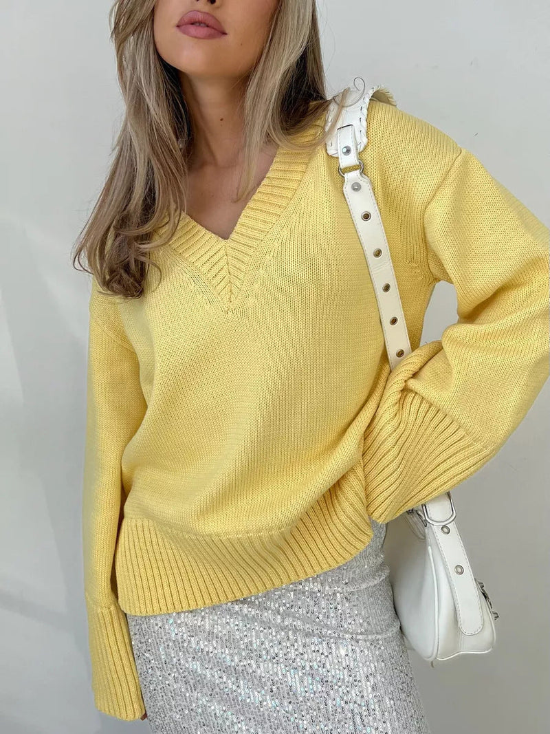 Timeless Vintage Style Pullover