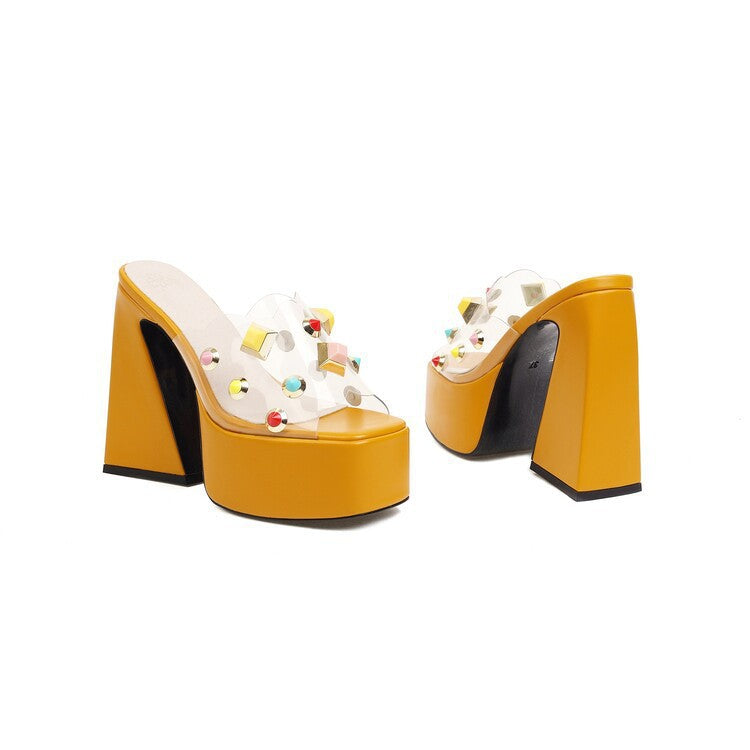 Graceful Orthopedic Sandals for Modern Look