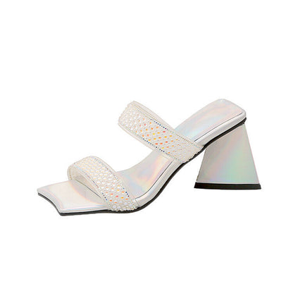 Chic Orthopedic Sandals with Unique Design