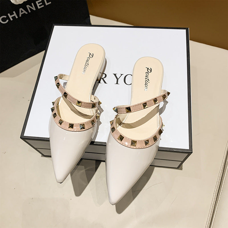 Graceful Orthopedic Sandals for Modern Look