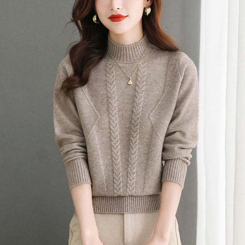 Elegantly Designed Pullover