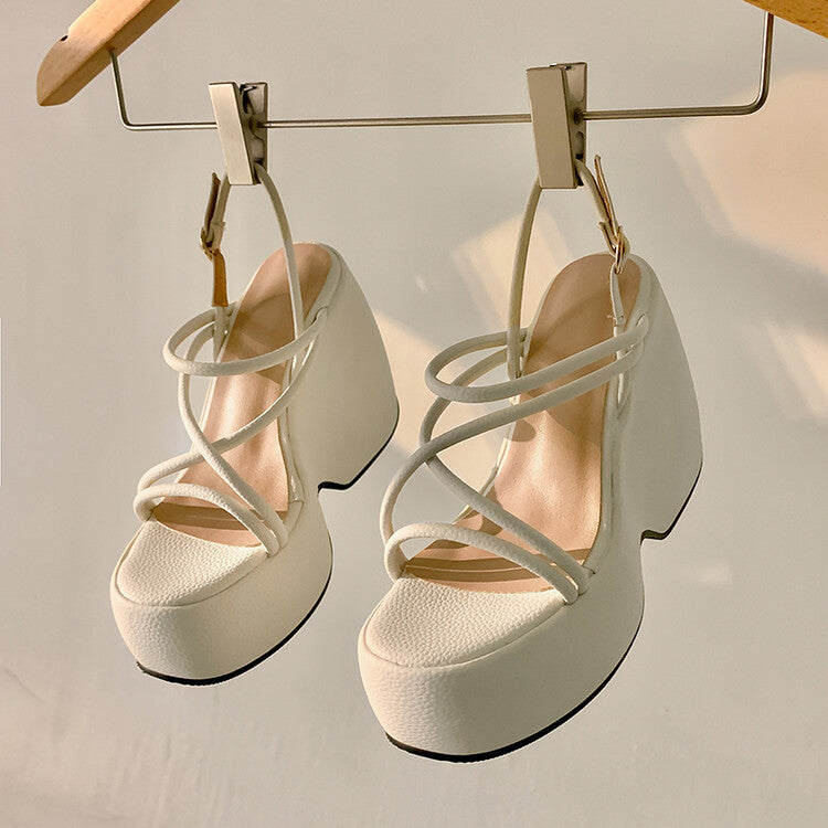 Chic Orthopedic Sandals with Unique Design