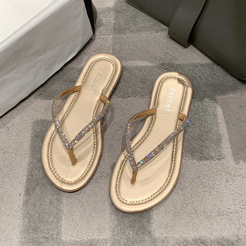 Graceful Orthopedic Sandals for Modern Look