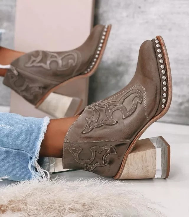 Elegant Orthopedic Boots for Every Step