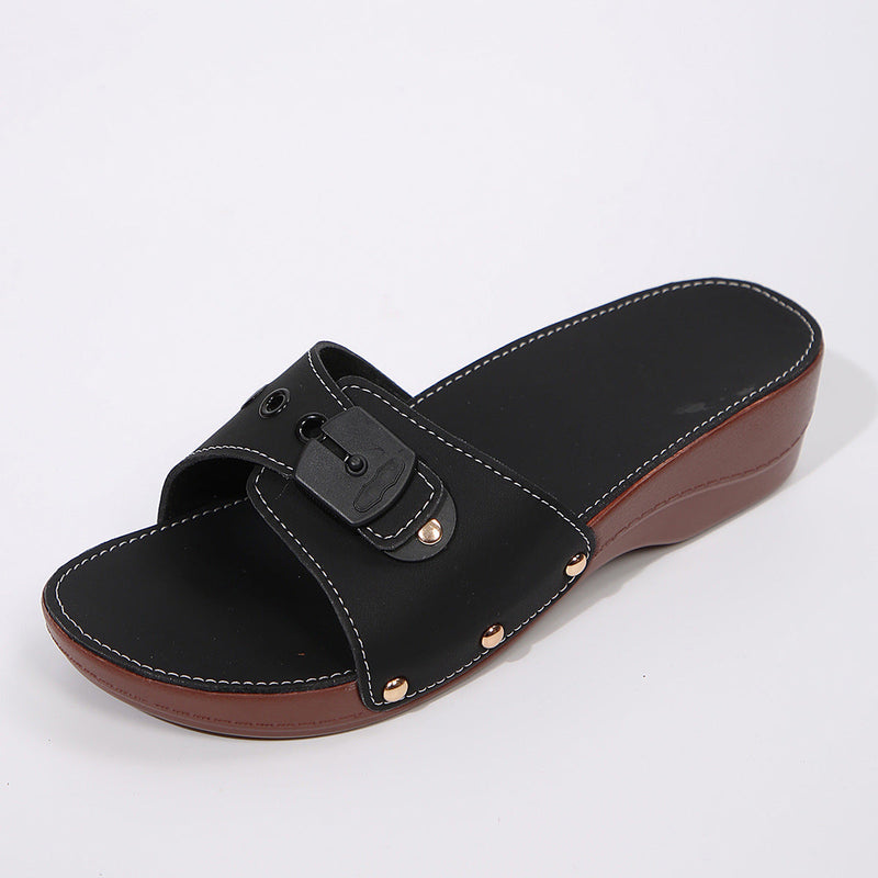 Beautifully Crafted Orthopedic Sandals