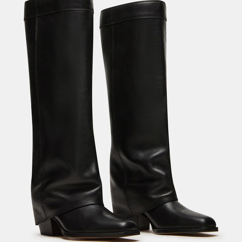 Graceful Orthopedic Boots for Modern Look