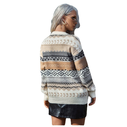 Elegantly Designed Pullover