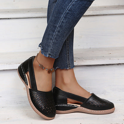 Chic Orthopedic Sandals with Unique Design