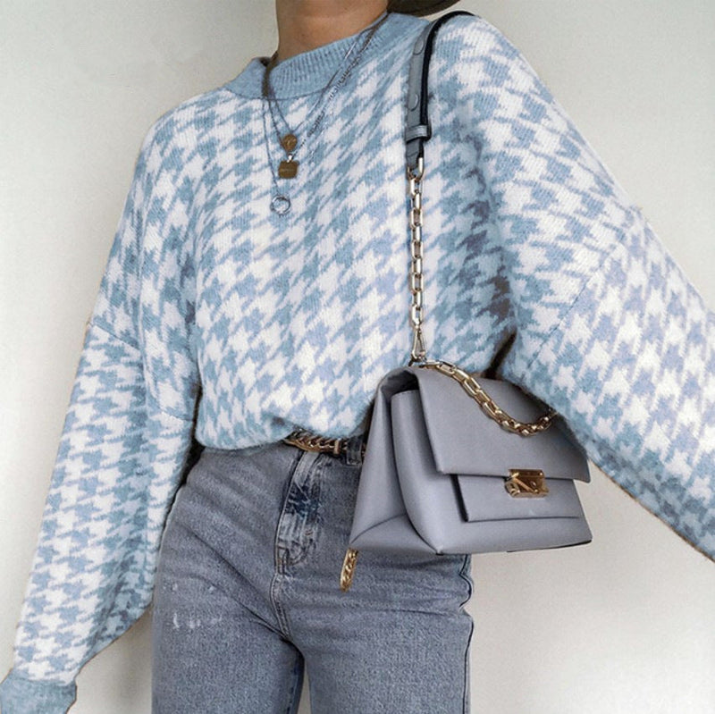 Timeless Vintage Style Pullover