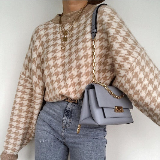 Timeless Vintage Style Pullover