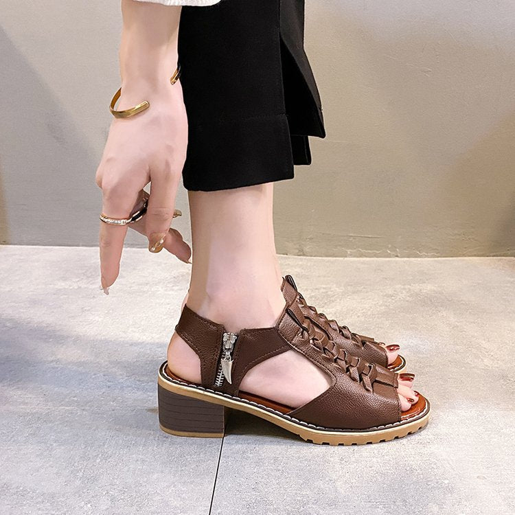 Graceful Orthopedic Sandals for Modern Look