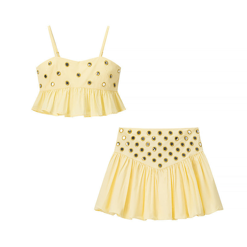 Elegantly Designed Garment